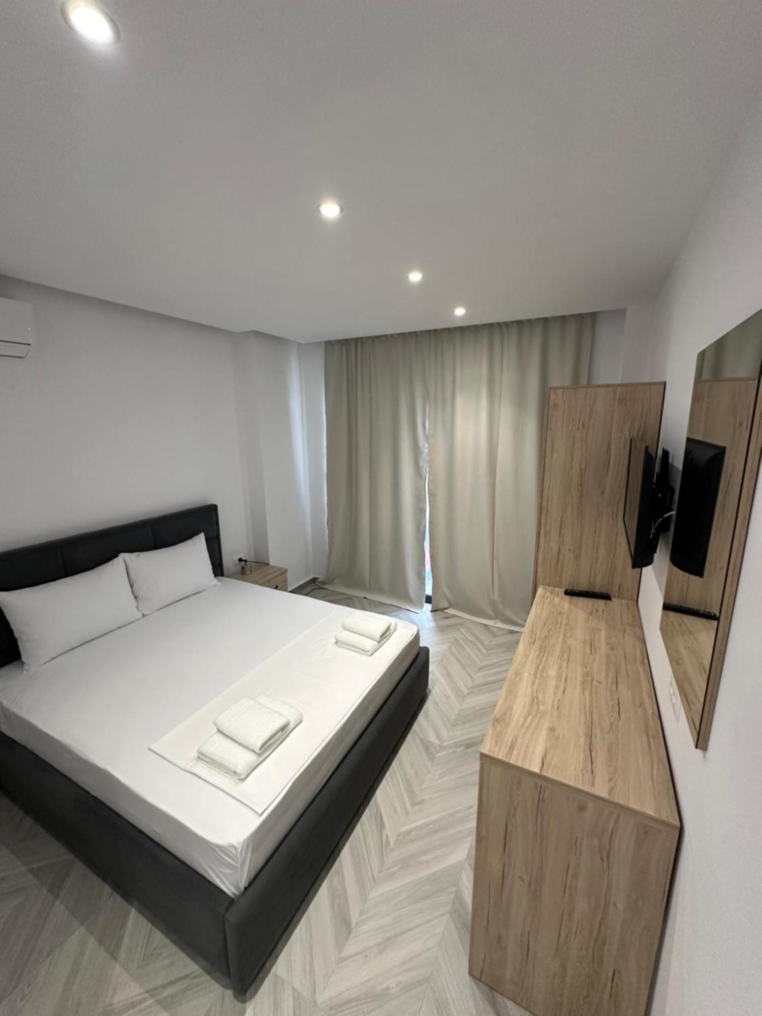 Noa Boutique Hotel Ksamil Ngoại thất bức ảnh